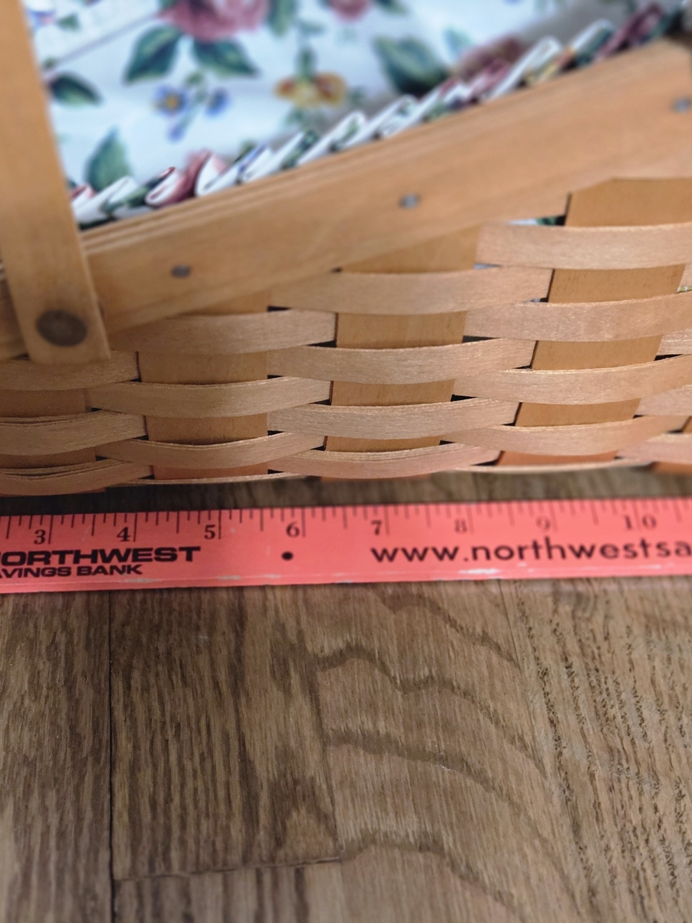 Longaberger Veggie Basket, 1997 with Cloth Liner - Picture 3 of 10